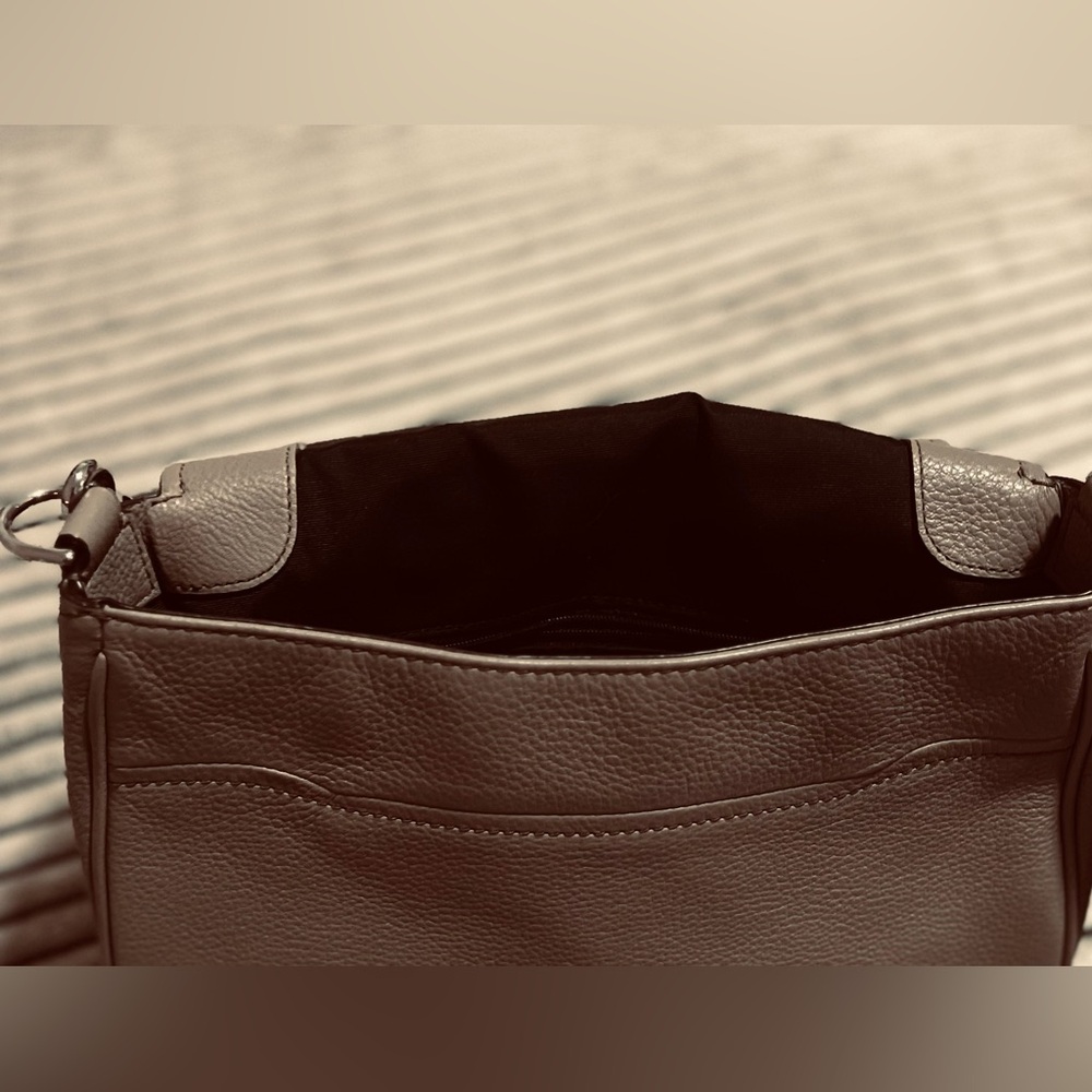 Marc Jacobs Textured Leather Accessory - Picture 8 of 10